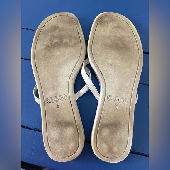 Coach Daisy Flip flops - Picture 9 of 9